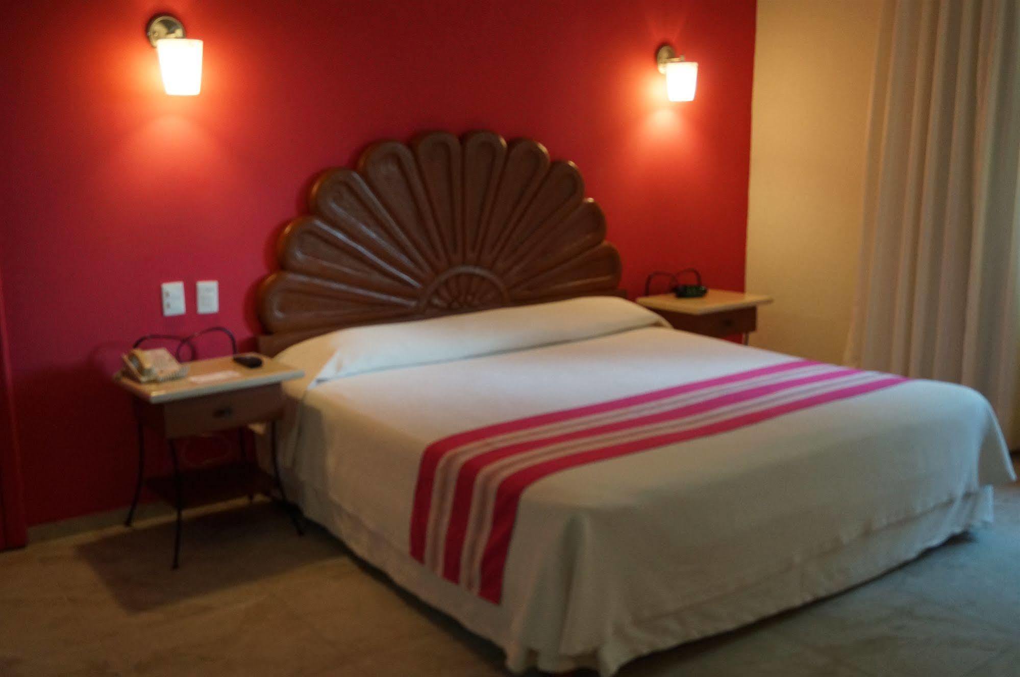 Hotel Margaritas แคนคูน ภายนอก รูปภาพ
