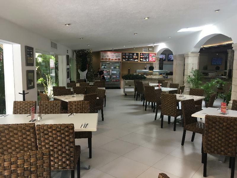 Hotel Margaritas แคนคูน ภายนอก รูปภาพ